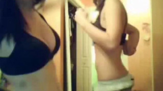 Very Cute Emo Girls Show On Cam