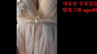 국산 야동 긴급 거유녀 슴가녀 걸레 욕녀 벗방 텔레그램 AGW66