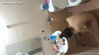 偷拍中国女孩洗澡 21