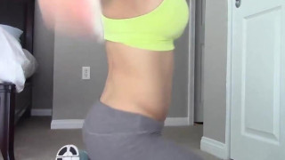 Amateur Fit Babe In Gym Clothes Fun On Webcam #MrBrain