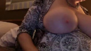 Married Mature Woman Flashes Her Enormous Tits on Webcam