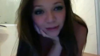 Amateur horny girl masturbating on webcam
