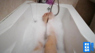 Prelude  I take a bubble bath 