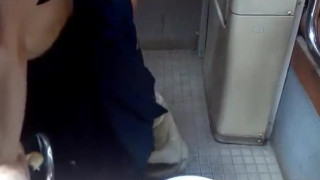 : 【個人撮影】部活合宿先の宿舎のトイレで部員同士セックスしてるハメ撮り流出映像 やりたい